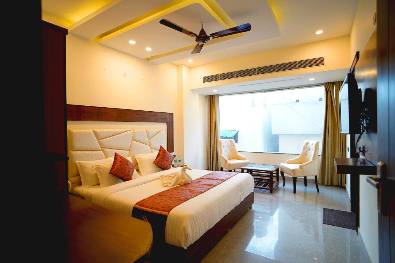 Hotel Doon'S Pride Dehradun Esterno foto