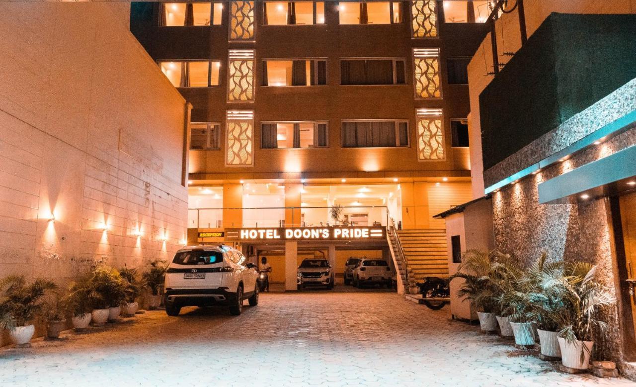 Hotel Doon'S Pride Dehradun Esterno foto
