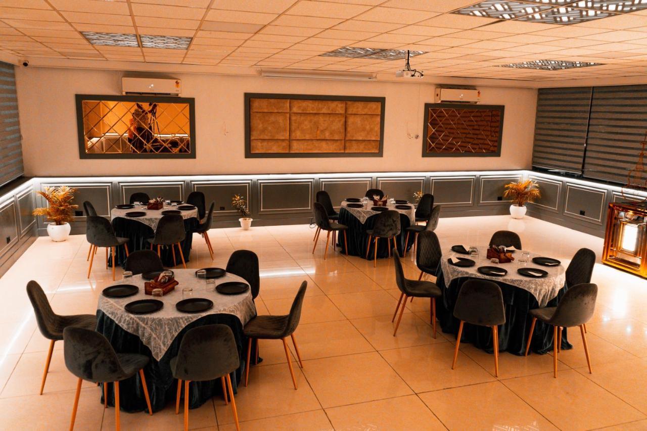 Hotel Doon'S Pride Dehradun Esterno foto